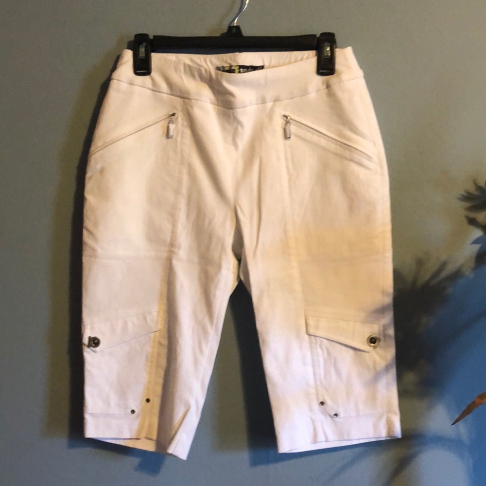 Women’s capris